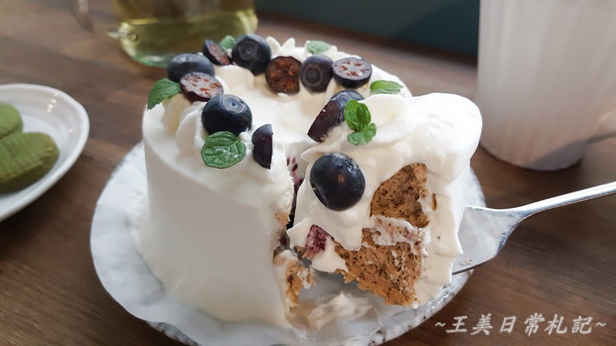 Midori Pastry 綠境|隱身於巷弄間的甜點店|老宅甜點店|不預約吃不到的蛋糕|店家地址營業時間電話