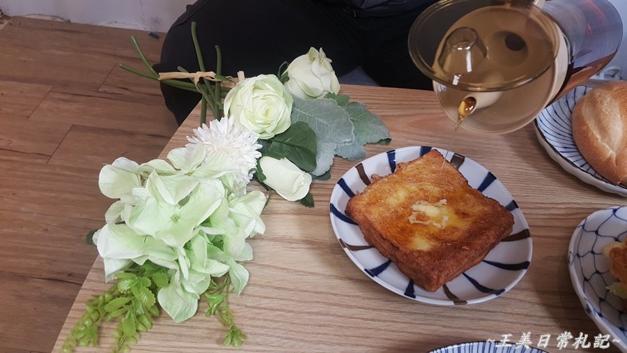 新竹美食-貨櫃屋網美風打卡拍照新景點|享噹初複合式雲廚房|台式港式美食匯集地|店家地址營業時間電話