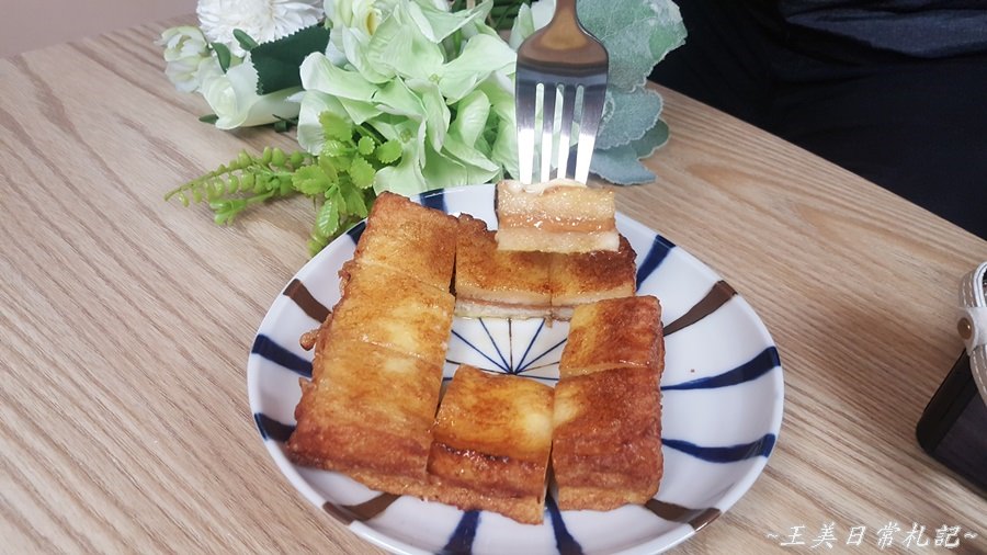 新竹美食-貨櫃屋網美風打卡拍照新景點|享噹初複合式雲廚房|台式港式美食匯集地|店家地址營業時間電話