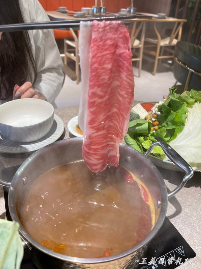 新竹美食-795究極鍋物|日本A5和牛頂級紐約客|龍蝦鍋|青蟳鍋|頂級食材|新鮮海鮮料理|店家地址營業時間電話 - 第37張圖 新竹美食-795究極鍋物|日本A5和牛頂級紐約客|龍蝦鍋|青蟳鍋|頂級食材|新鮮海鮮料理|店家地址營業時間電話