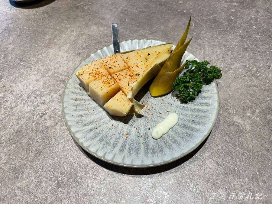 新竹美食-795究極鍋物|日本A5和牛頂級紐約客|龍蝦鍋|青蟳鍋|頂級食材|新鮮海鮮料理|店家地址營業時間電話 - 第34張圖 新竹美食-795究極鍋物|日本A5和牛頂級紐約客|龍蝦鍋|青蟳鍋|頂級食材|新鮮海鮮料理|店家地址營業時間電話