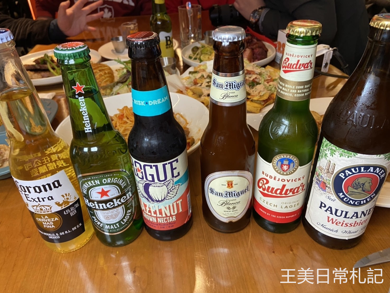 HOOTERS竹北店|美式餐廳|呼拉圈女郎|聚餐首選|親子遊憩空間|店家地址營業時間電話 - 第54張圖 HOOTERS竹北店|美式餐廳|呼拉圈女郎|聚餐首選|親子遊憩空間|店家地址營業時間電話