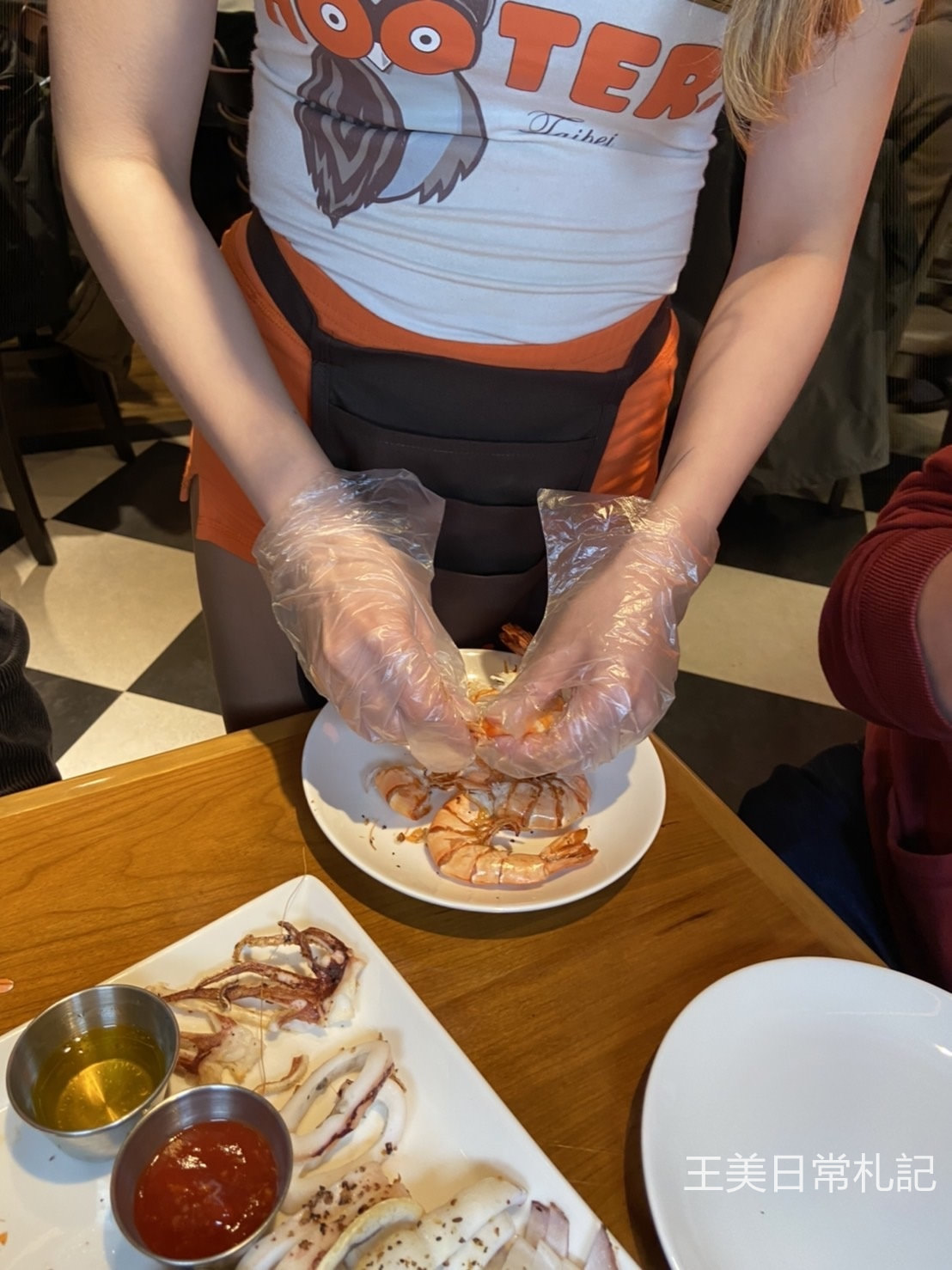 HOOTERS竹北店|美式餐廳|呼拉圈女郎|聚餐首選|親子遊憩空間|店家地址營業時間電話 - 第53張圖 HOOTERS竹北店|美式餐廳|呼拉圈女郎|聚餐首選|親子遊憩空間|店家地址營業時間電話