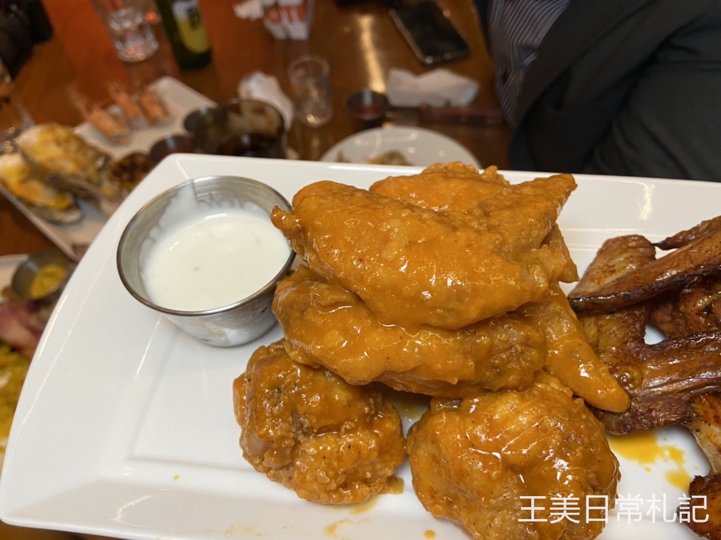 HOOTERS竹北店|美式餐廳|呼拉圈女郎|聚餐首選|親子遊憩空間|店家地址營業時間電話 - 第57張圖 HOOTERS竹北店|美式餐廳|呼拉圈女郎|聚餐首選|親子遊憩空間|店家地址營業時間電話